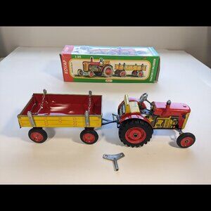 Kovap Zetor Wind-Up Metal Toy Tractor & Trailer set made Czech Republic with Box